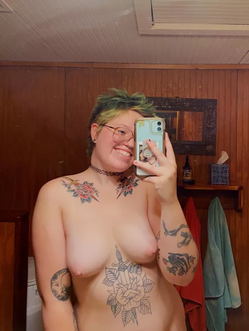 staying in this cute lil cabin in the woods this weekend! by altforyourpleasure