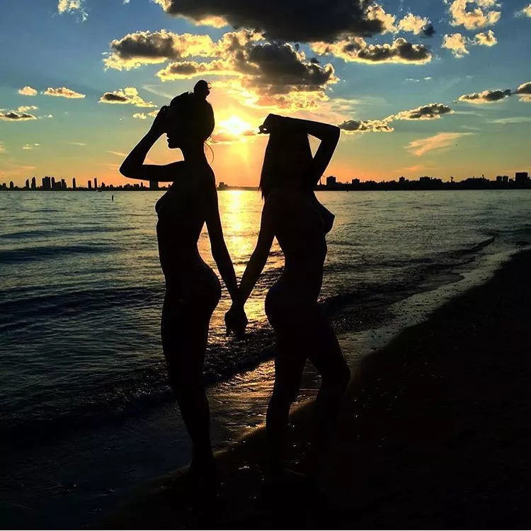 Stefanie Drew & Vera Bambi posted by GlamorousCuttlefish