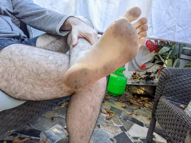 Stepped on some leaves and got them a bit too dirty, who wants to help? by IndividualDetail