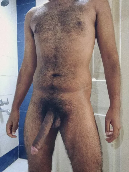 Stepping into the shower...who wants to join in (M)24 by sd1870