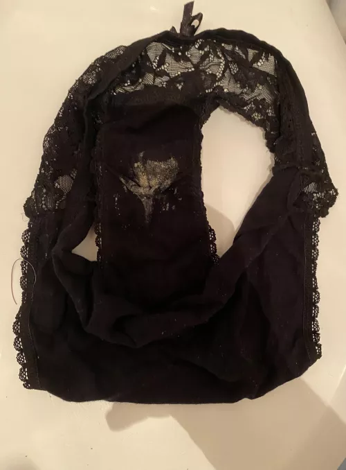 Stepsisters dirty panties by Eminn2