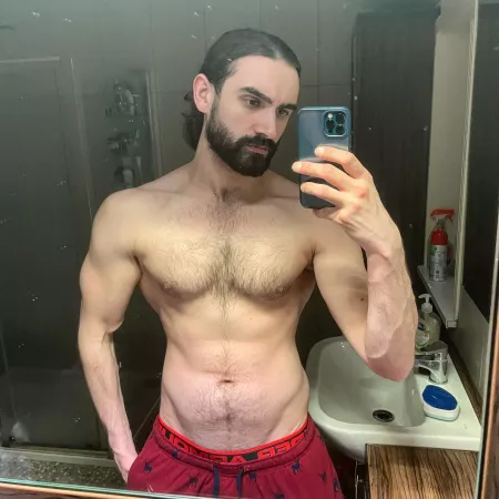 Sticking to the home workouts whilst gyms r still closed by Alexjh93