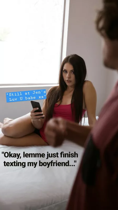 Still at Jen's... by mongeye