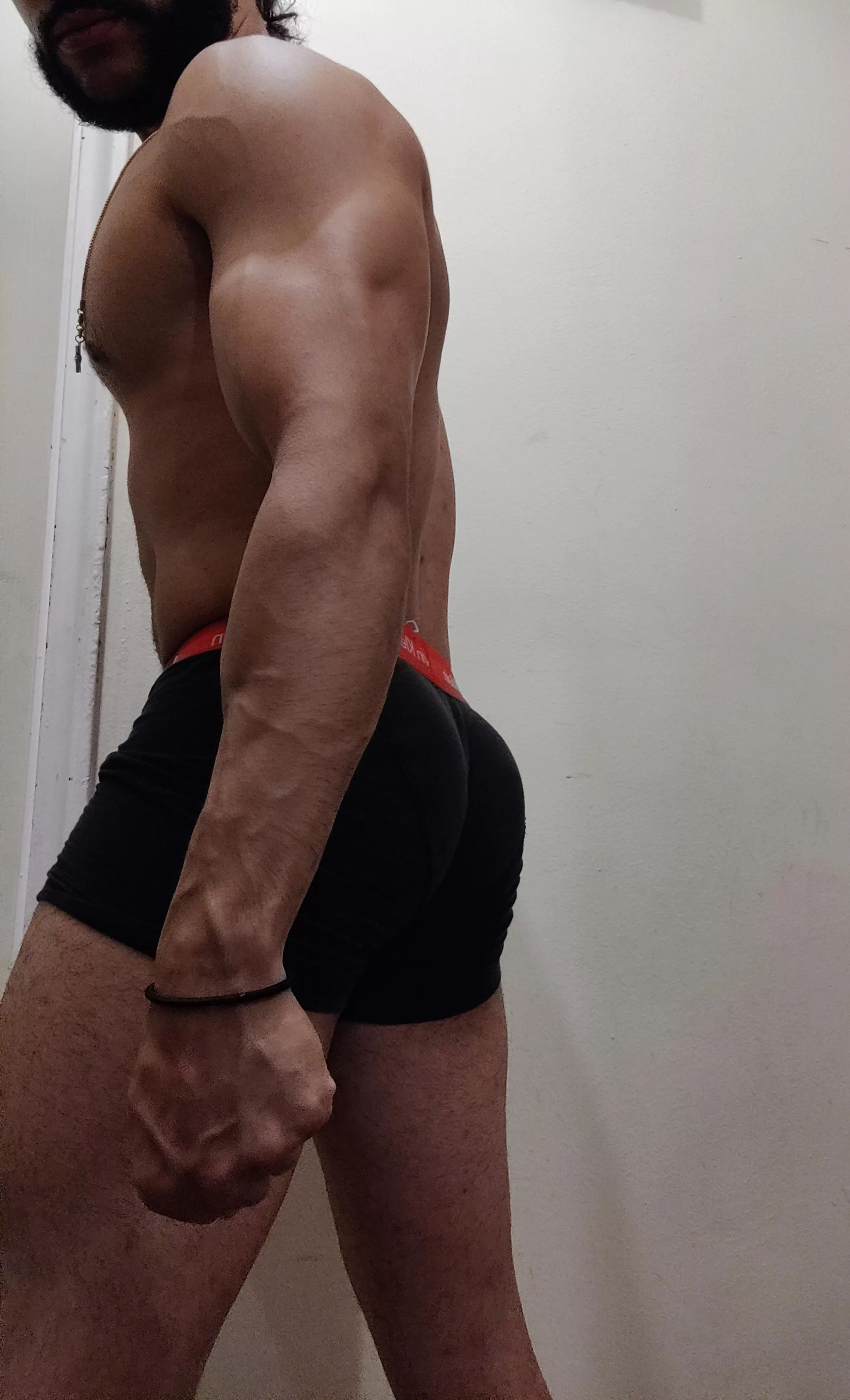 Still can't seem to find the right sub posted by theidioticelf