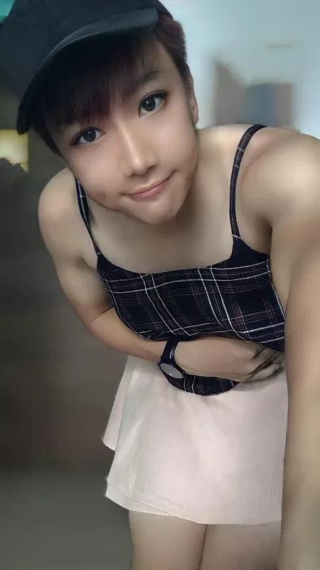 Still hot weather here by xtubesaya