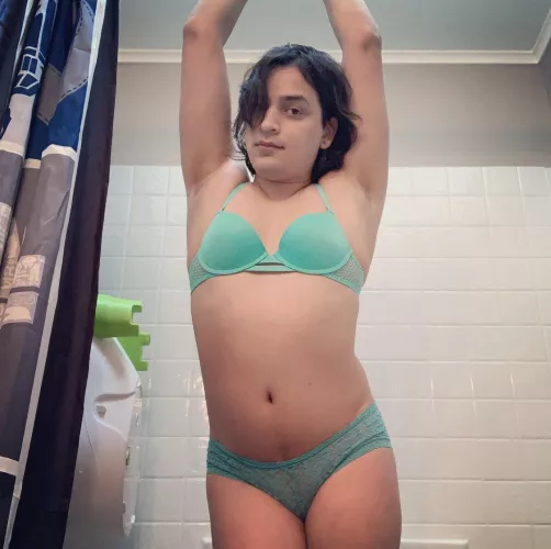 Still nervous to be nude by AlexisAlterna