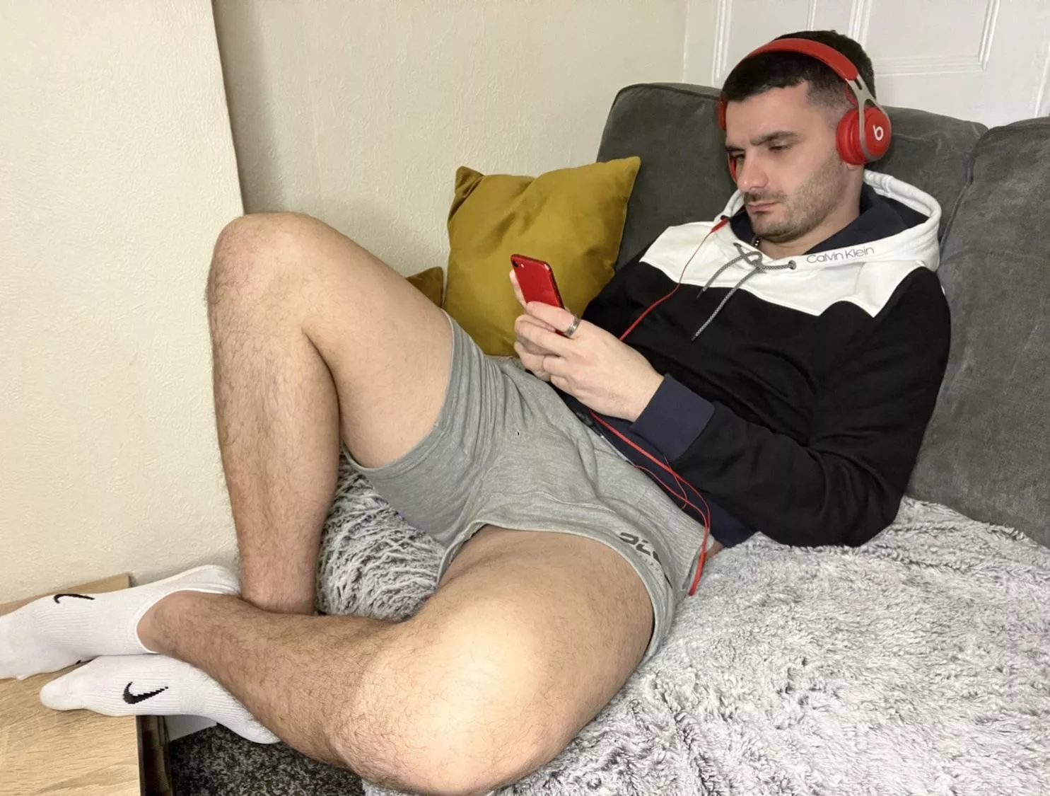 Still not gone wireless🎧 posted by AntLee8986