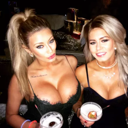 Still sexy on a night out by [deleted]