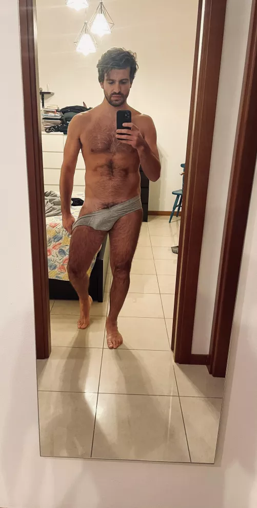 Still some sun on my skin by Niceview1234