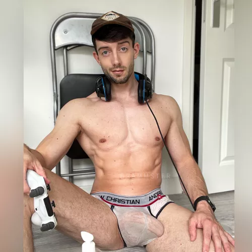 Still up for a few games? Let me know by Brammsterr