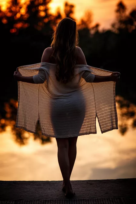 still water reflections by GlamorousCuttlefish