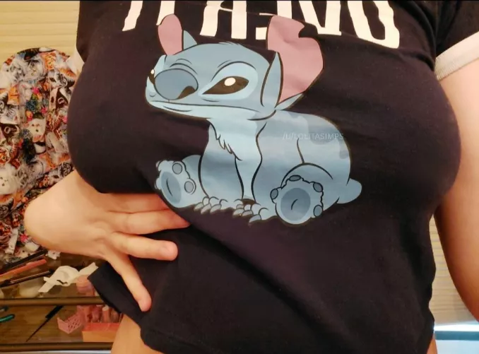 Stitch is judging you😉💙 by lolitasimps