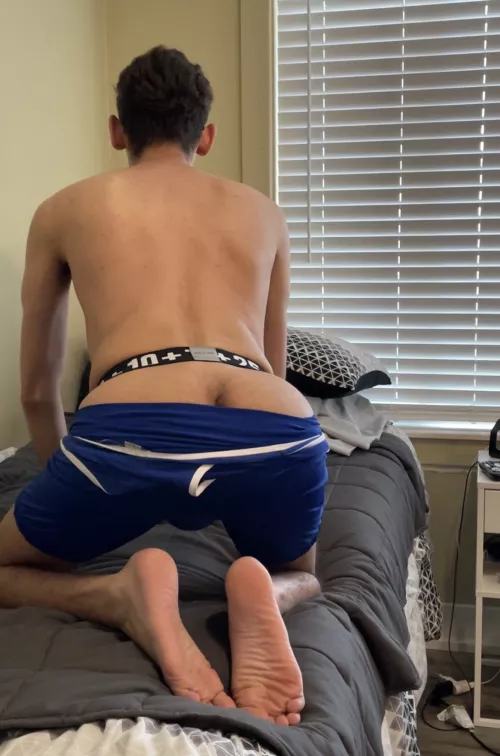 Stop pulling on my singlet! by myhorniacc