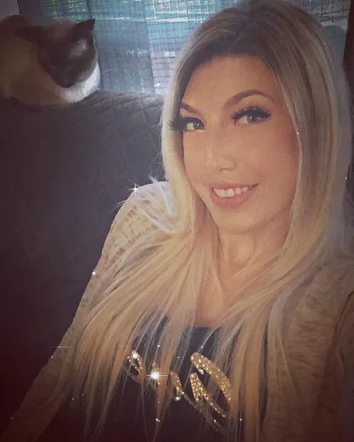 Stop scrolling ;)) u like blondes?? by tina010101