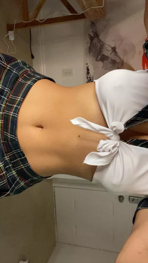 Stopping by to say hi by sydyonce