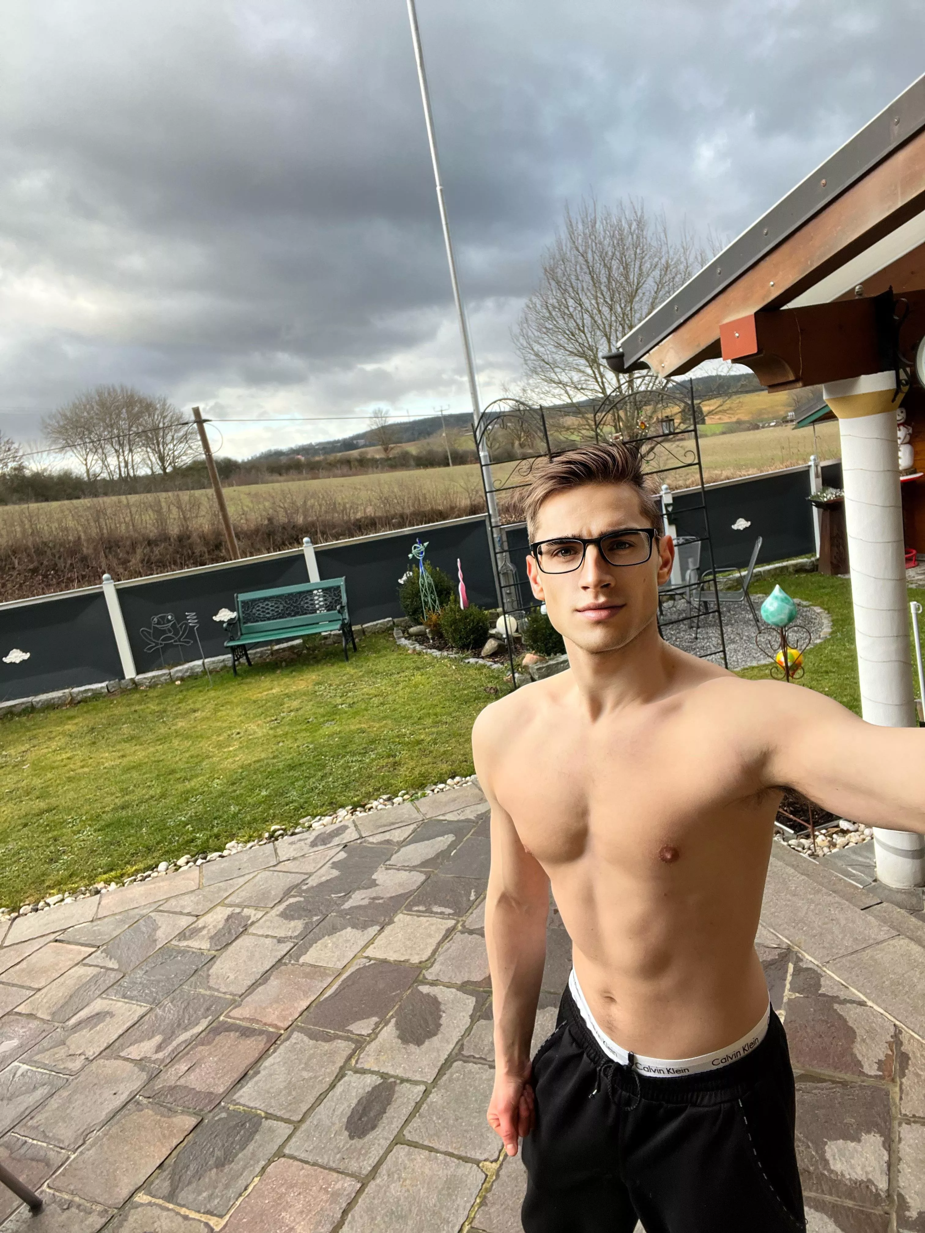 Storm is coming I think posted by jonasheimof