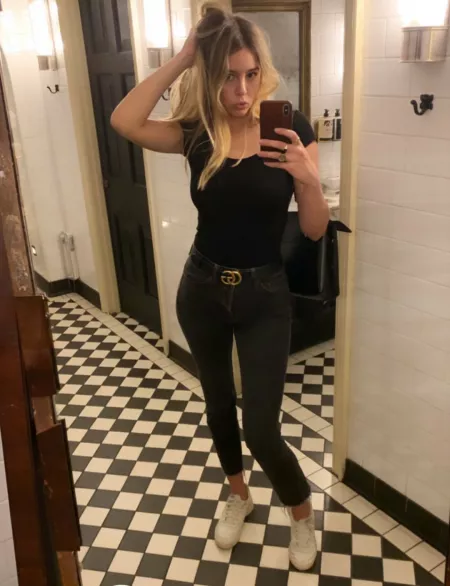 Story by ModestMiller