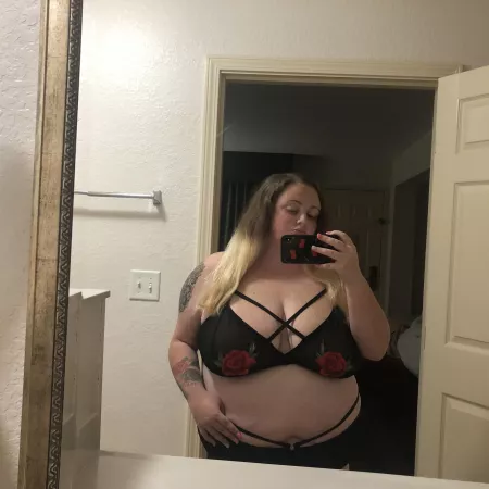strappy ;) by bbwcherrybomb