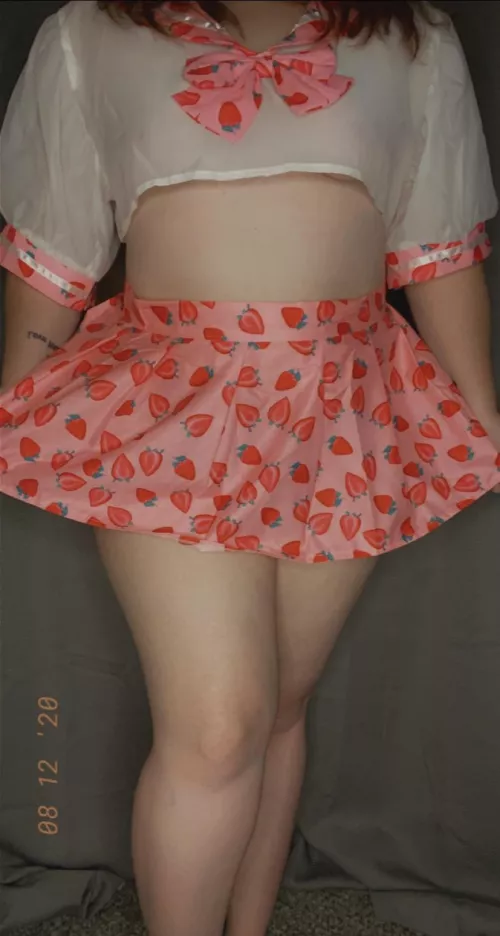 strawberry shortcake🍓🍰 by RedHeadedBunnyBabe