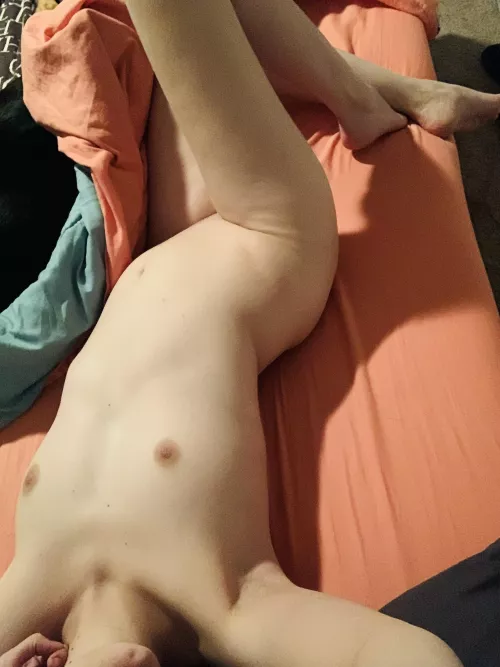 Stretch before bed 🖤 by calimoonlight