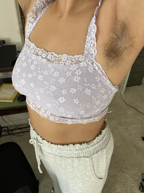 Stretch break 🙆🏽👀🤭 by sensimilla_earhart