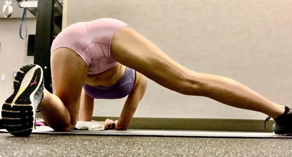 🐸 stretch inner thighs and hammies feeling warm by YourHighArchQueen