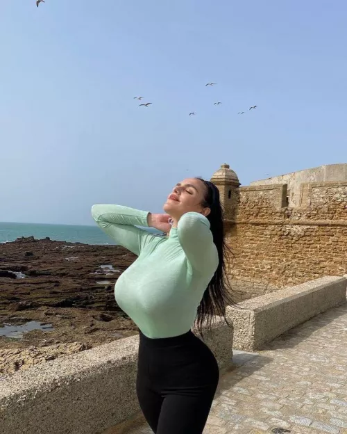 Stretched green top by 88throwaway44