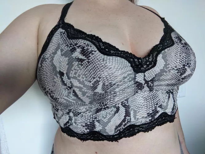 Stretchy fabrics really emphasize how mild my curves are... 🤔😏 by make_me_a_good_girl