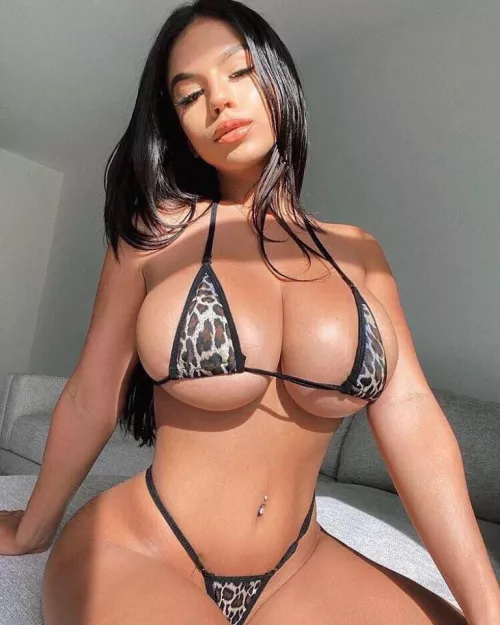 Stroking to Autumn Falls. Let’s trade pics of her by throwapp25