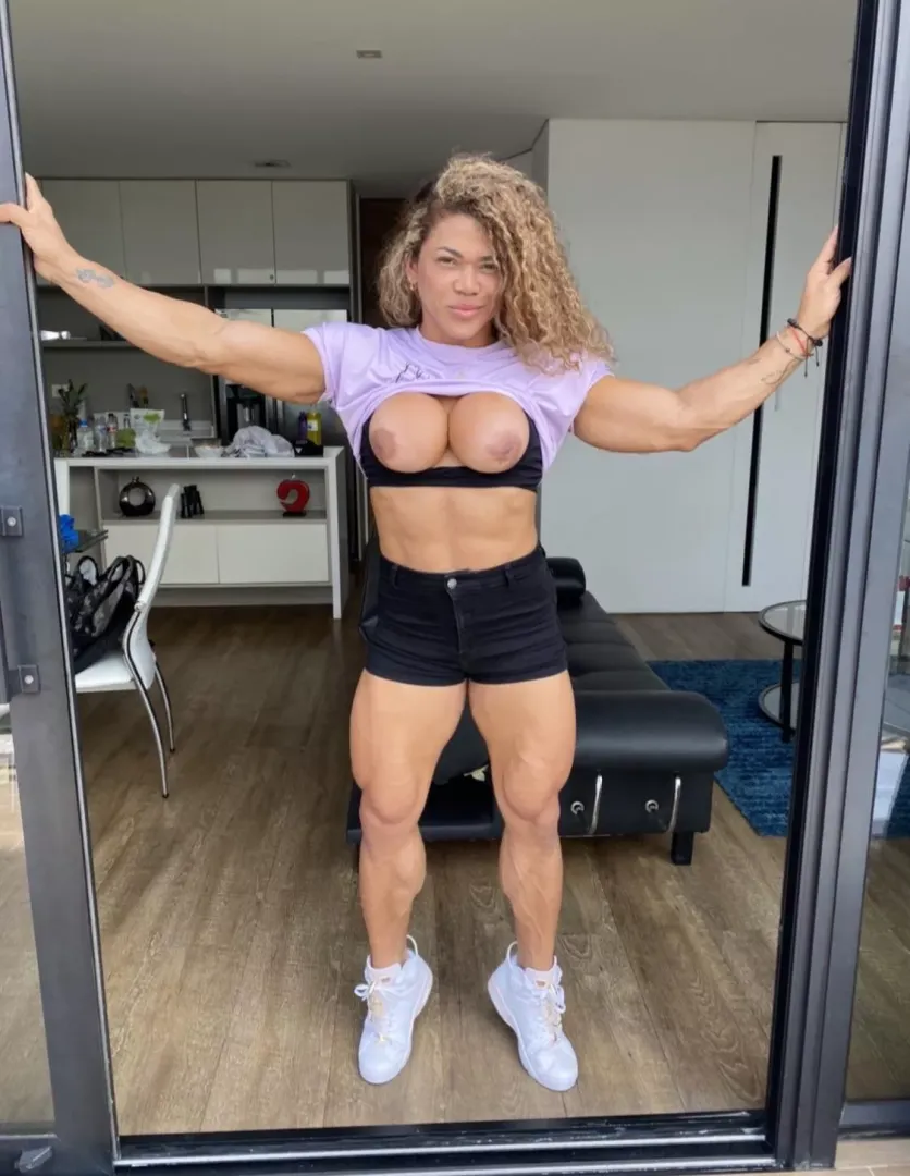 Strong is sexy posted by amymuscle