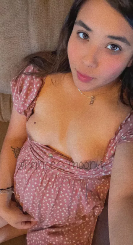 Stuff my growing belly 🙈🤰🏻 by Milkymooon66