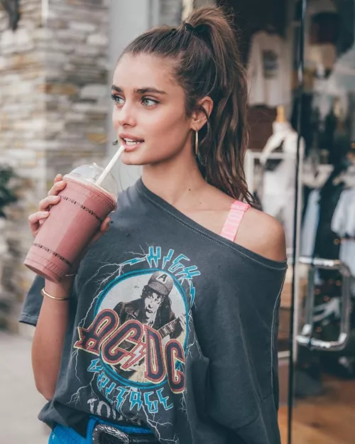 Stunner by James007BondUK