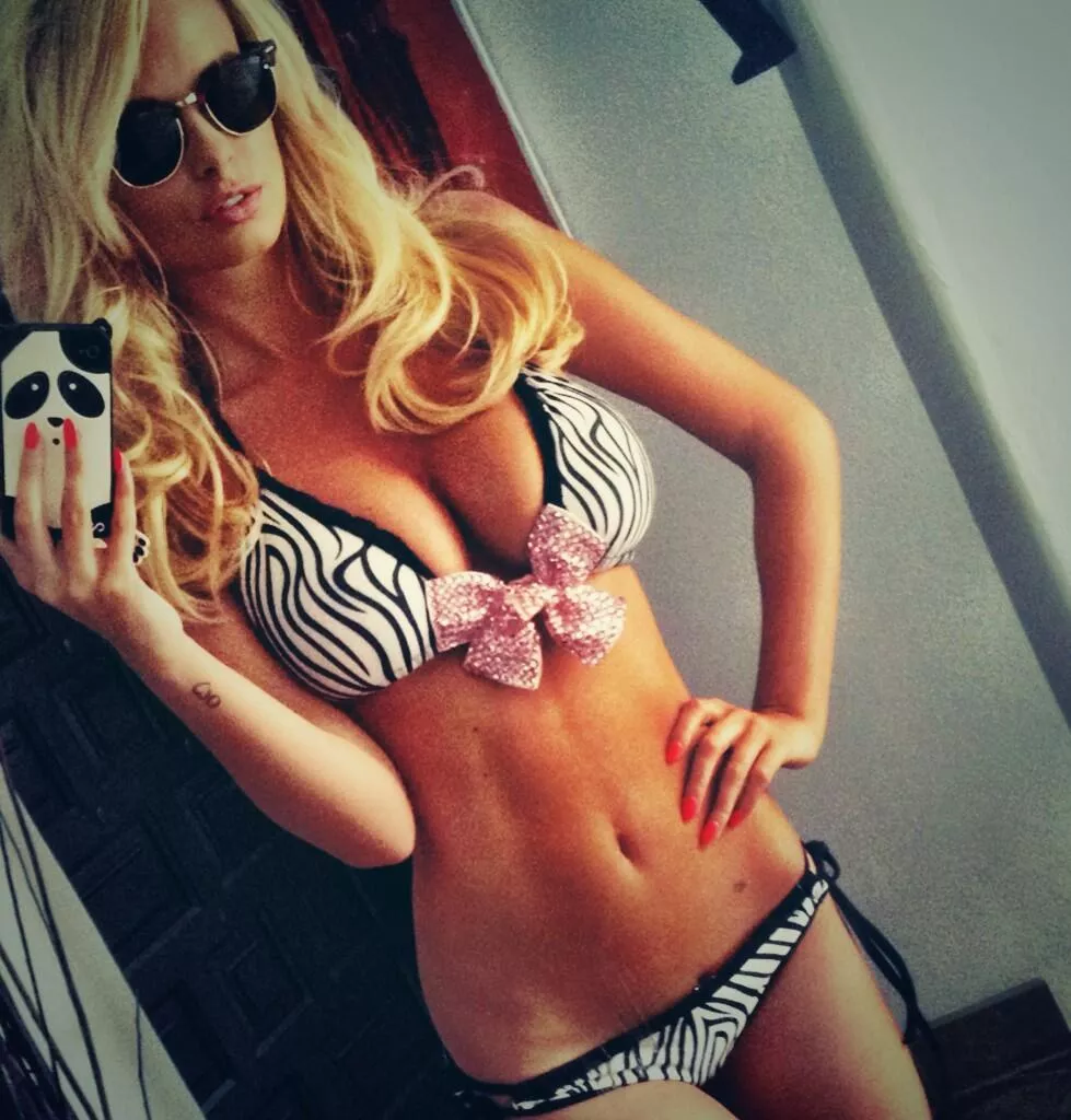 Stunners. posted by MoreBumblebee0