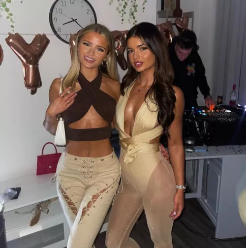 Stunners by betaboy97