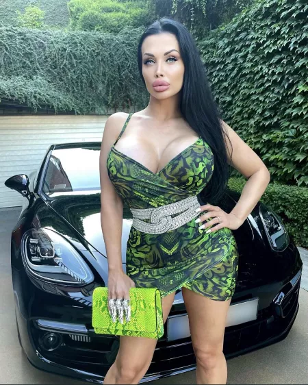 Stunning by bobybobjoe