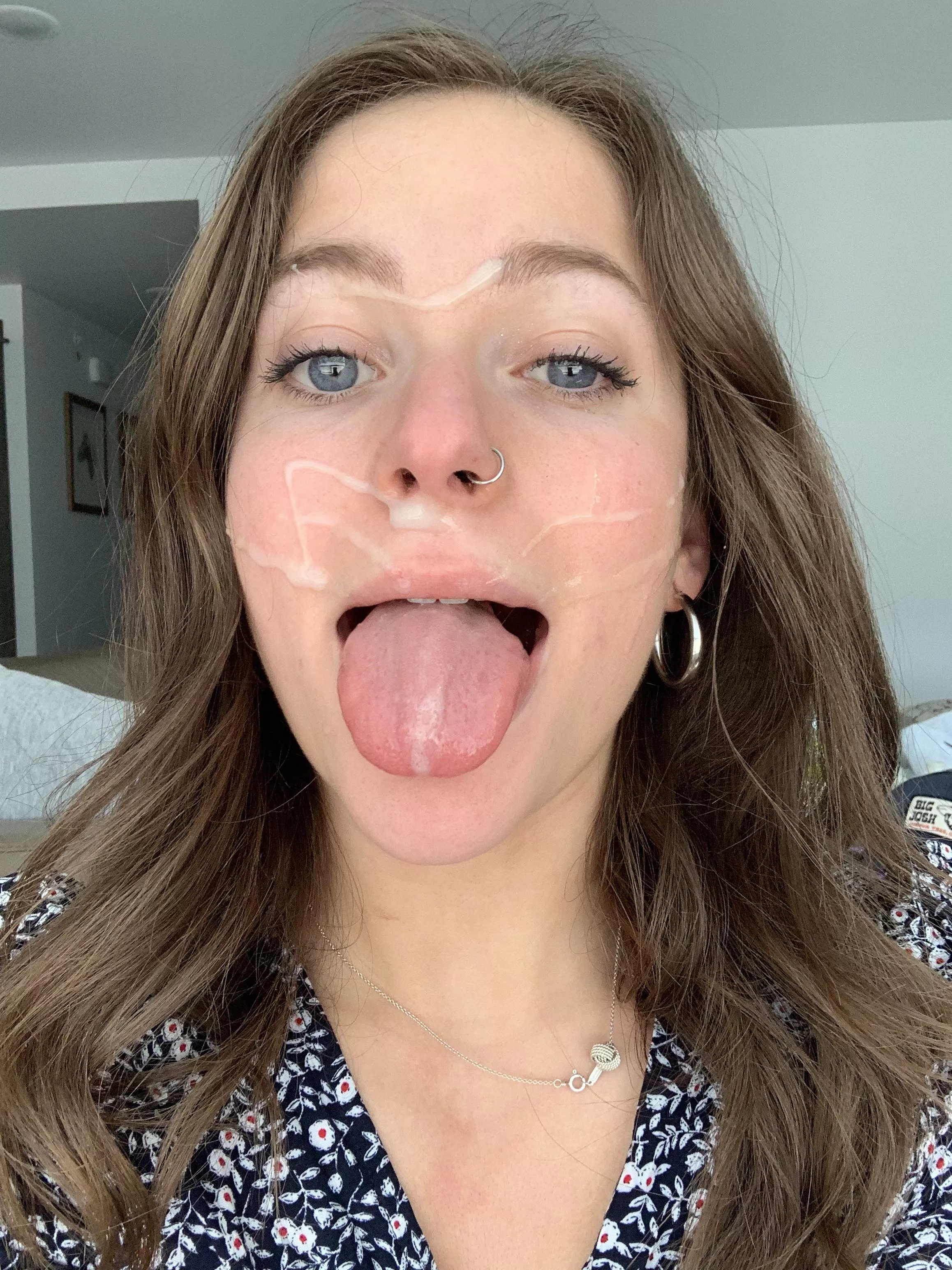 Stunning posted by joyboy27