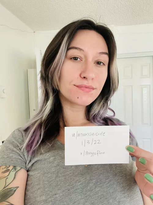 Submission of verification 🤰🏻💪🏼💜 by moonsuicide