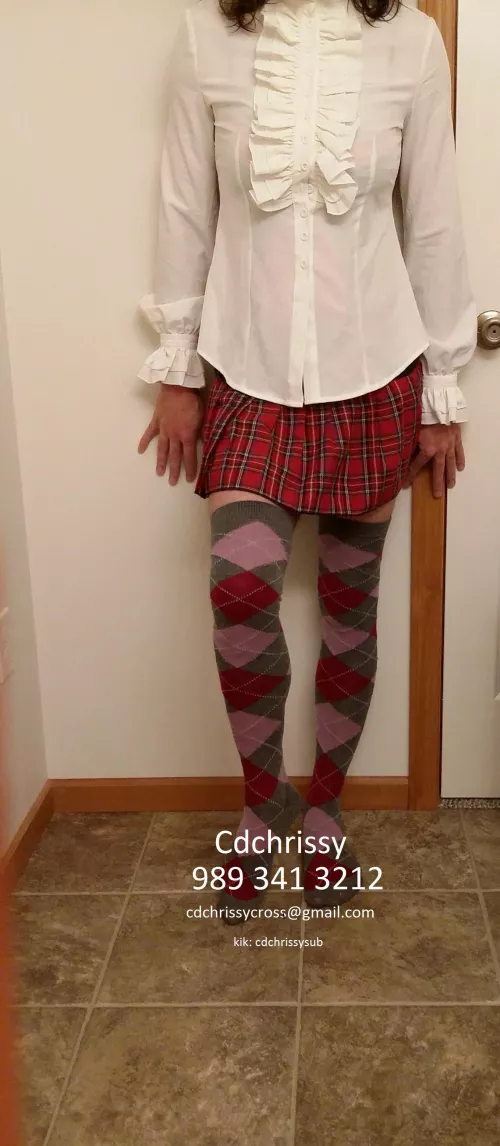 submissive crossdresser here by cdchrissycross