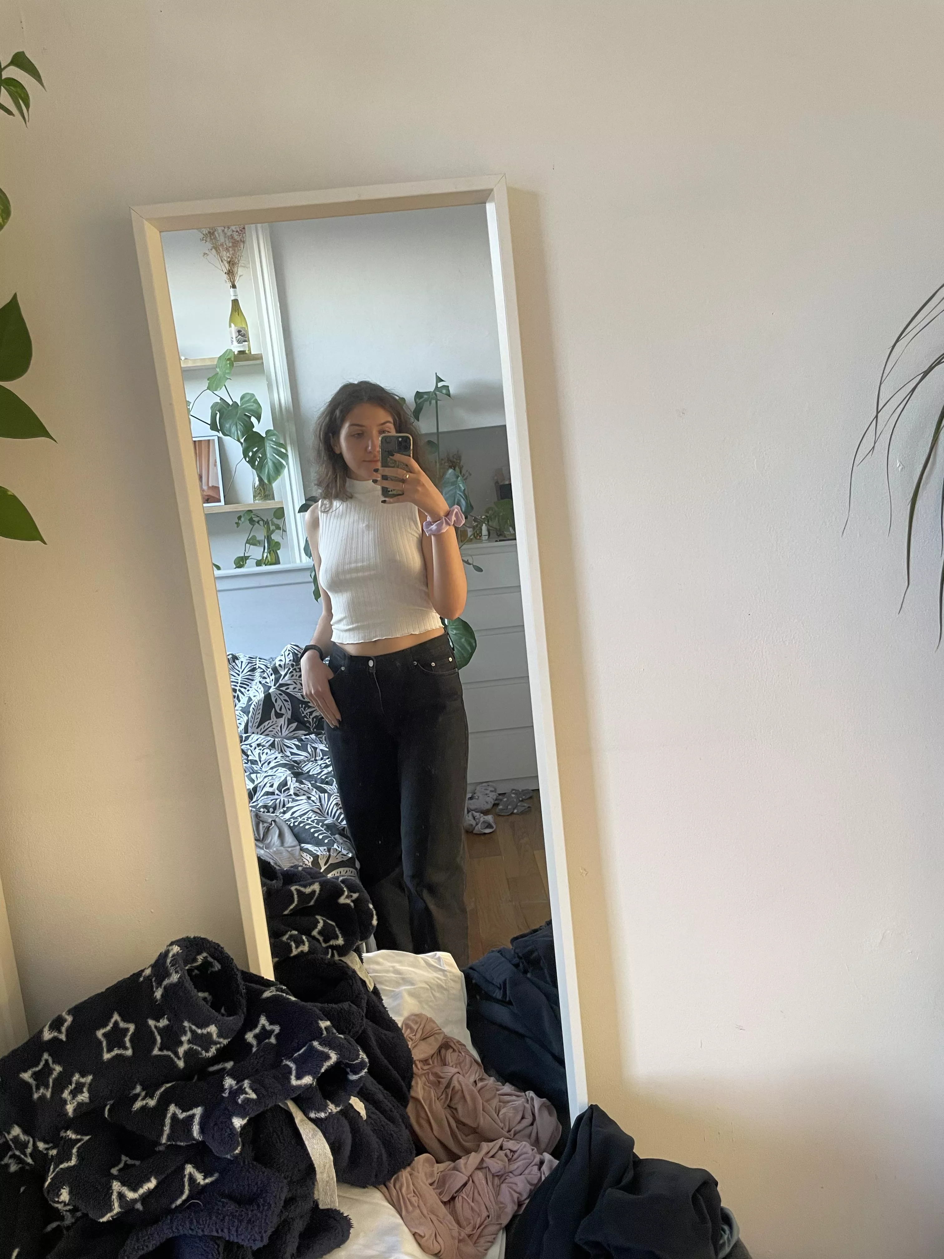 subtle enough to get away with it in the office 😁 posted by adile_like-in-a-lay