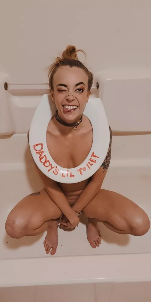 Subtle hint, right? by littlerosexo