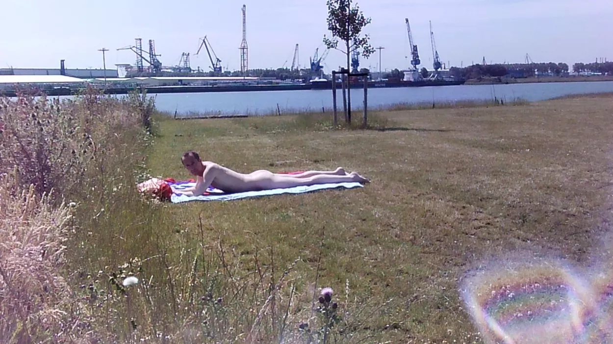 Such a beautiful day in the park (m) 🌞☺️ posted by ExtraCrazy2