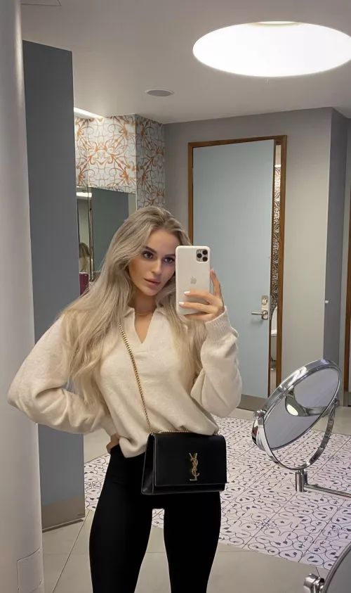 such a beauty by Vanomy