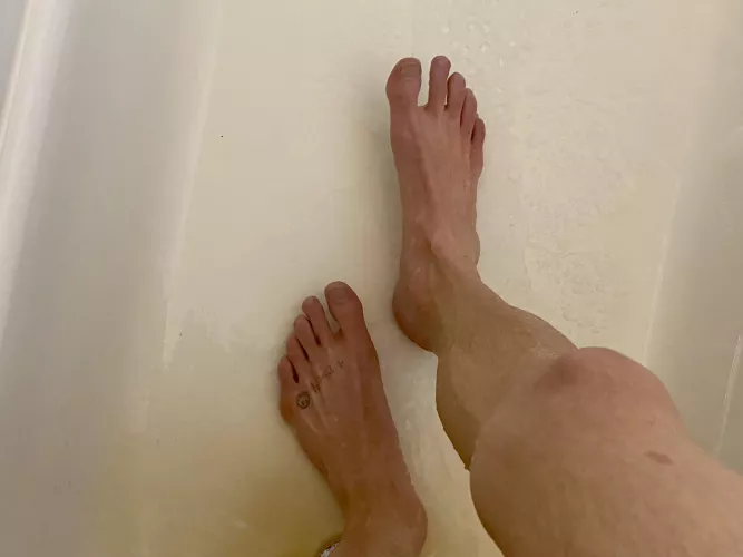 Such a great view…I just wish there was a loser kissing them. by BlondeBoyFoot