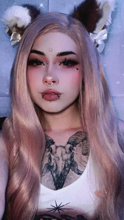 Such a naughty fox by Morrighannah