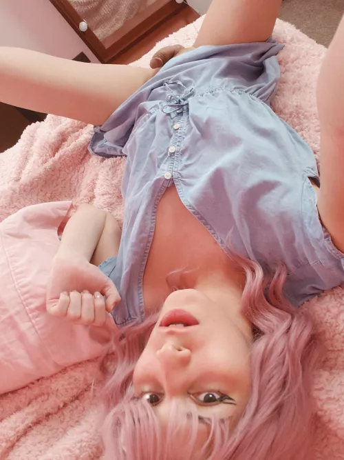 Suck me please 🙈 by Kirliaaa