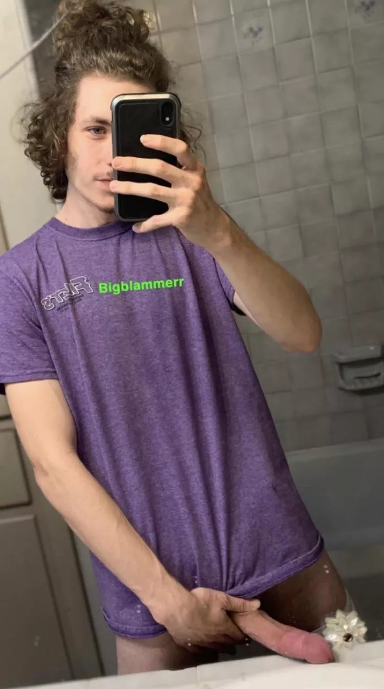 Suck me up posted by Bigblammerr