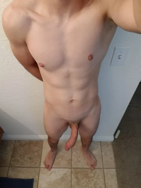 Suck my curvy cock like this 👅😜💕 by paul_uchiha