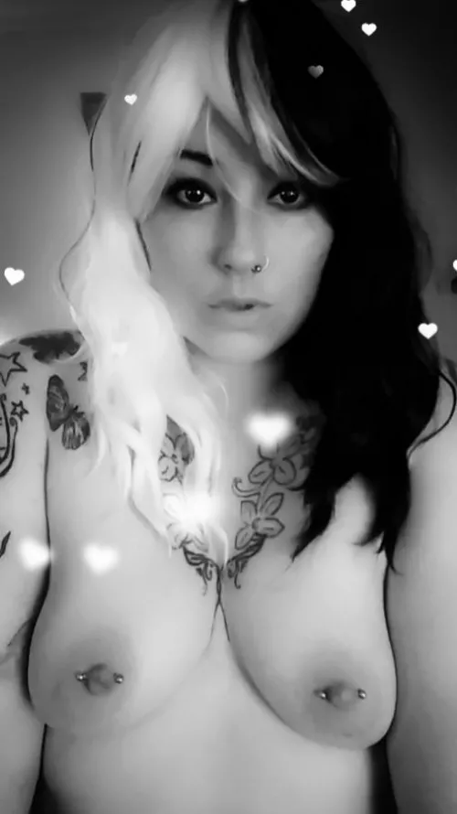 Suck on em a lil bit by MistyPlay