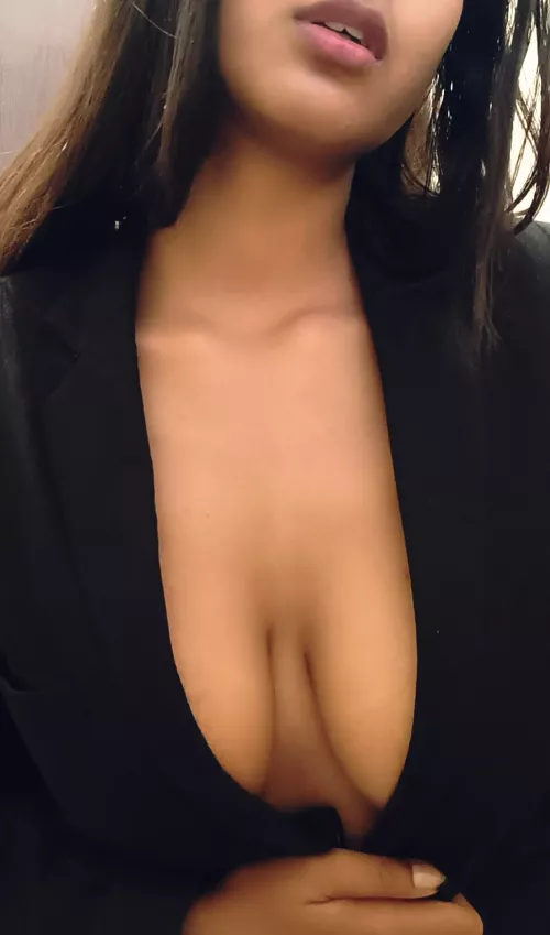 SUCK THEM...I'M HORNY💦💦 by bebeamayra