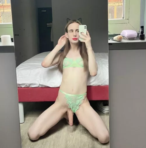 Sucking a dick a day is vital 🍌🤤 by HotGirlSadbh